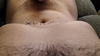 Preview 1 of Toilet Mommy - V&iacute_deo de verificaci&oacute_n
