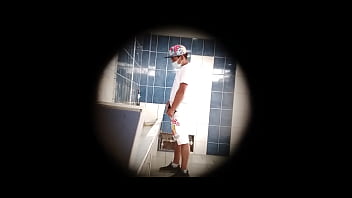 Preview 1 of Teeniepies Com - hetero orinando