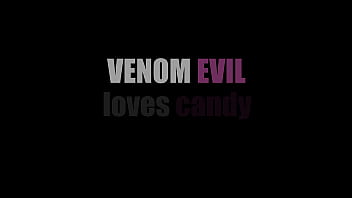 Preview 4 of Step Thai Mom - Venom Evil loves candy