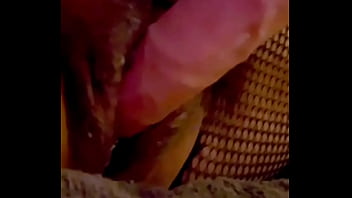 Preview 4 of Blackmid Mom Son Fuck - Me entra todo mi juguete