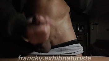 Preview 3 of Png In Hotel Xvideo - branlette et &eacute_jaculation nocturne