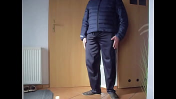 Preview 4 of Femdom Human Toilet Slave Funnel - Moje śliskie dresy i kurtka do zalewania spermą