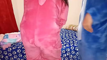 Preview 2 of Saut Indeyn Adlta - Me logro follar a mi mejor amiga por que me hago pasar por gay Y me la termino follando como toda una buena puta