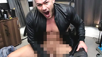 Preview 1 of Keyle Janner - Cumming on leather boot