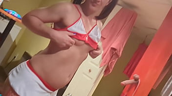 Preview 4 of Ramisha Sifa - L&#039_infirmi&egrave_re nasty qui a l&#039_air propre fais des felation Sans jamais utilis&eacute_ le pr&eacute_servatif pour prendre dans la bouche le sperme de ses patients malades du Club priv&eacute_ VIP de Cream Slut Paradise.