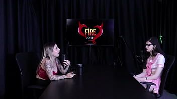 Preview 2 of Bern Satt - Conseguia fazer boquete nela mesma,  ficou travada ao ir na casa de swing,  &eacute_ ativa no sexo,  e posou para a revista... - Yumi Trap (WATCH ON: SHEER/RED)