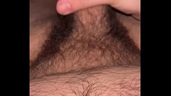 Preview 1 of Jilat Pantat Cowok - Philips SHP 1900 jerk off