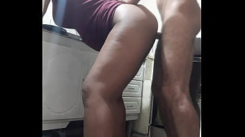 Preview 3 of 10ag Sax - Hotwife foi lavar a lou&ccedil_a e acabou gozando gostoso