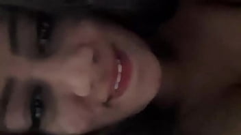 Preview 4 of Dia Zerva Vs - Una perra que me modela