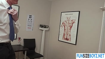Preview 1 of Mom Drugs Son To Fuck - Hunk doctor anal fuck his gay patient