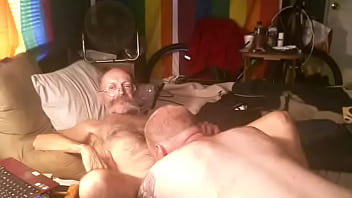 Preview 2 of Men Sex With Animal - Me gettin blown 2