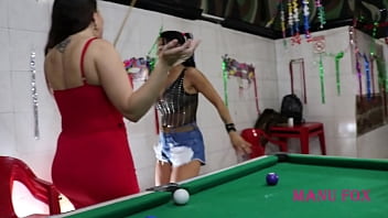Preview 2 of Gay Fat Cock - Gostosas apostaram as bucetinhas no jogo de sinuca - Belinha Baracho - Produ&ccedil_&atilde_o Rubens Badar&oacute_