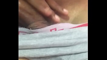 Preview 2 of Porn Free Liara Roux - Novinho mamando o pau do pai do amigo