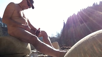 Preview 1 of Xxxvideo Jorde - spring bate with cum splash