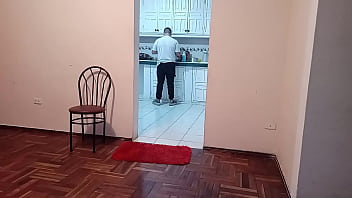 Preview 1 of Small Boy Beg Girls Fucking - Voy ala casa de mi mejor amigo y la esposa es toda una puta siempre quiere que yo la folle porque lo hago mejor que su esposo