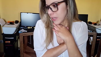 Preview 1 of Phim Sex Dich Kieu Dung - MAHZINHA LIMPANDO ESPELHO NO QUARTO
