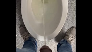 Preview 1 of He Xnxx Com - Taking a piss