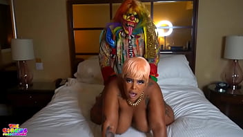 Preview 1 of Piggi3 - Mulanblossumxxx getting her pussy tore up by Gibby The Clown
