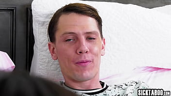 Preview 2 of Voo Sex - Two horny MILFs Spencer Bradley and wet Jamie Foster shared big hard cock