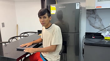 Preview 1 of Pov Xxxx - Linda chica latina se va de viaje y llega con unas ganas insaciables de que me la siga follando duro hasta venirme adentro.