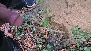 Preview 2 of Korea Lesbi Xxx - Piss against a tree