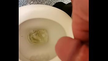 Preview 4 of Xxx Dwonloud - Piss and a wank