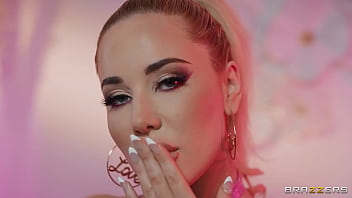 Preview 4 of 10 Yars Video - Be My Big Wet Valentine / Brazzers  / stream full from http://zzfull.com/slap