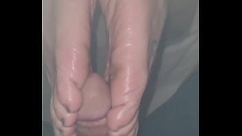 Preview 4 of Indian Hd Xxx Video Downlod - Her feet looked too sexy not too