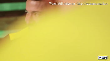 Preview 2 of Beeg Sexi Move - Horny Hooligans / MEN / Daniel Montoya,  Alejo Ospina  / stream full at  http://sexmen.com/hoo
