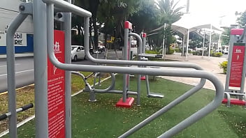 Preview 4 of Young Blonde On Red Sofa - GIMNASIO AL AIRE LIBRE