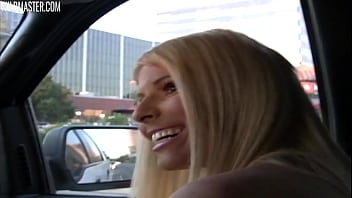 Preview 1 of Sxe Rep - This blonde milf will do anything to be popular