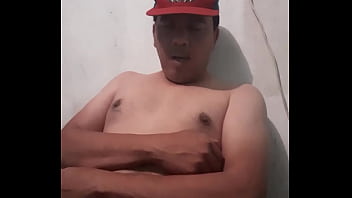 Preview 2 of Cagla Siker - Cantando desnudo