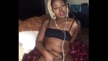 Preview 2 of Latin Sleep - XVideos