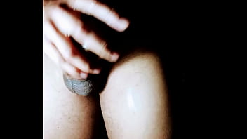 Preview 1 of Lick Girls Ass After Poop - Acariciando O Brinquedo