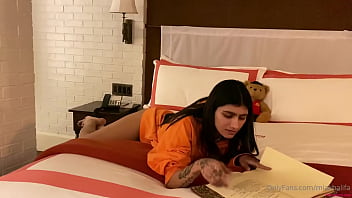 Preview 1 of Pure Mature Com Video - Mia khalifa new 2024