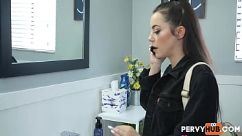 Preview 1 of Retro Jenni - Now Kylie Quinn Know Why Her Married Stepdad