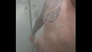 Preview 3 of Toilet Hidden Mom - Pica grossa no banho
