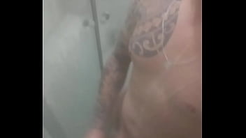 Preview 4 of Toilet Hidden Mom - Pica grossa no banho