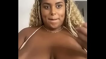 Preview 4 of Studentin Anette - Novinha gostosa com os peitos grandes de biquine
