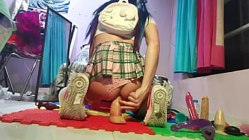 Preview 2 of Drinking Semen - Expansi&oacute_n anal extrema Violetta Pigtails,  La princessa del anal