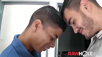 Preview 1 of Roxy Rrd - RAWHOLE Hung Pedro Valiente Raw Breeds Skinny Latin Twink