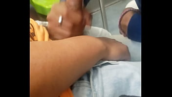 Preview 3 of Www 3xtube Com - Iva para mi casa y decid&iacute_ subirme al &uacute_ltimo vagon para tener algo de acci&oacute_n pero no pude tener acci&oacute_n as&iacute_ que solo grabe