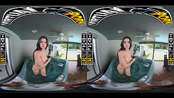 Preview 1 of Hd Nxn - VIRTUAL PORN - Kylie Rocket Gets Caughty Filming A Naughty Video By Her Stepbro Jay And Asks Him To Join