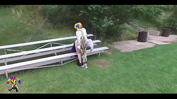 Preview 4 of Goulou Mama - Hot BBW gets fucked in a park in broad daylight