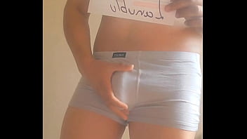 Preview 2 of Teen Erotic Threesome Romantic - V&iacute_deo de verificaci&oacute_n