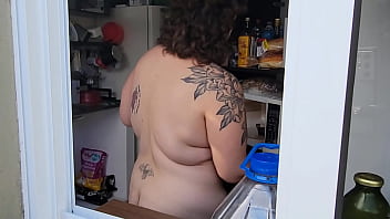 Preview 4 of Isefap - Finally caught my neighbor fully naked