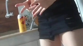 Preview 3 of Karala Sex Audio Videos - O pedreiro mandou eu ficar bem puta e dan&ccedil_ar pra ele enquanto ele trabalhava   Stella Still   Fabinho Costha