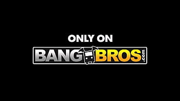 Preview 1 of Www Korean18 Net - BANGBROS - Bombshell Brunette Kat Marie Asks For A Special Massage,  Ends Up With A Dripping Creampie