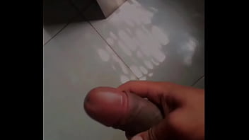 Preview 1 of Arab Porn Stand Up 76 - Gozando para a piranha do whats - parte 1