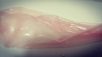 Preview 3 of Luna Azul Fuck Bbc - コンドーム使用　射精①　精液